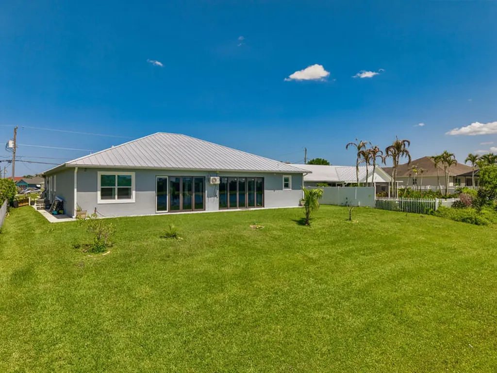 2198 SW Alminar Street Port St Lucie FL 34953