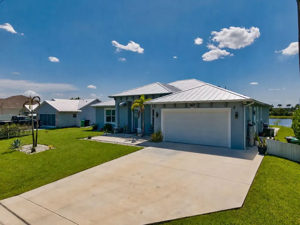 2198 SW Alminar Street Port St Lucie FL 34953