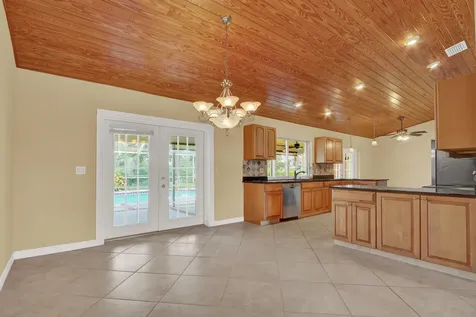 249 Fairway W Tequesta FL 33469