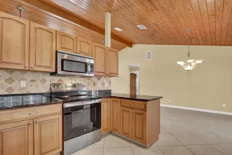 249 Fairway W Tequesta FL 33469