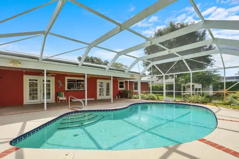 249 Fairway W Tequesta FL 33469