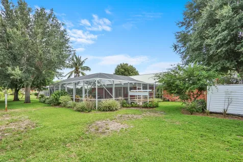 249 Fairway W Tequesta FL 33469