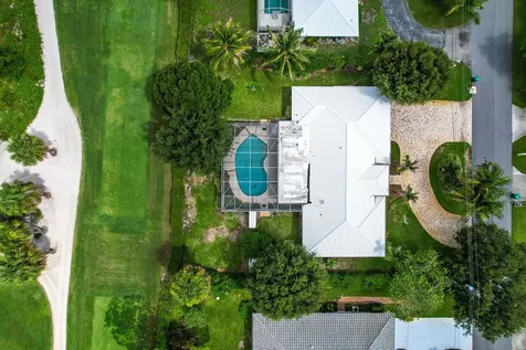 249 Fairway W Tequesta FL 33469