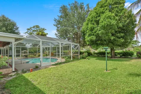 249 Fairway W Tequesta FL 33469