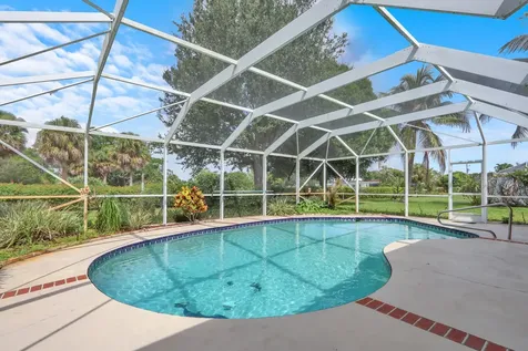 249 Fairway W Tequesta FL 33469
