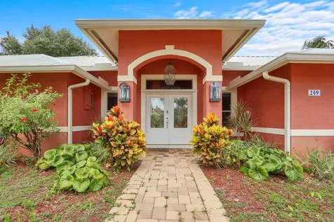 249 Fairway W Tequesta FL 33469