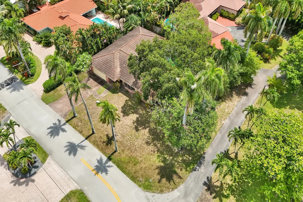 3530 NE 25th Terrace Fort Lauderdale FL 33308
