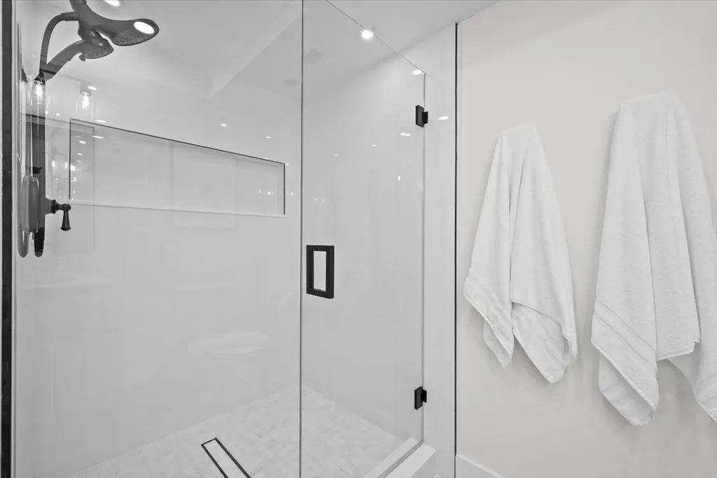 221 Brackenwood Terrace Palm Beach Gardens FL 33418