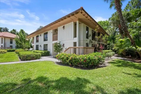 221 Brackenwood Terrace Palm Beach Gardens FL 33418