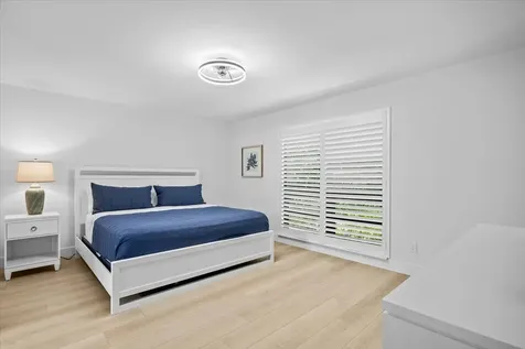 221 Brackenwood Terrace Palm Beach Gardens FL 33418