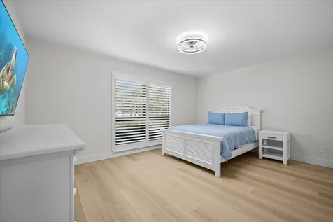 221 Brackenwood Terrace Palm Beach Gardens FL 33418