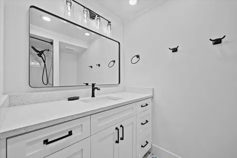 221 Brackenwood Terrace Palm Beach Gardens FL 33418