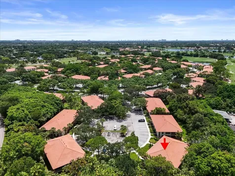 221 Brackenwood Terrace Palm Beach Gardens FL 33418