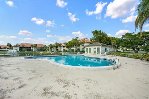 221 Brackenwood Terrace Palm Beach Gardens FL 33418