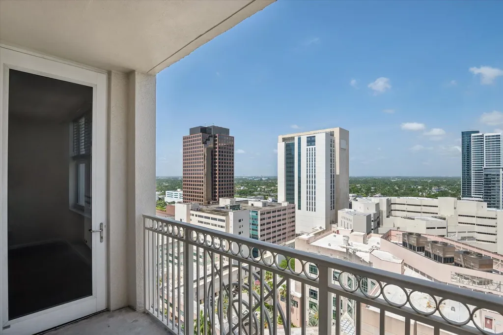 511 SE 5th Avenue Fort Lauderdale FL 33301