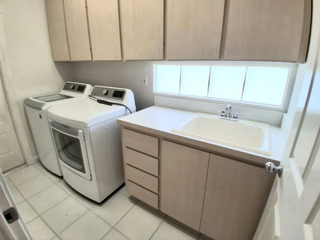 8465 Beaconhill Road Palm Beach Gardens FL 33410