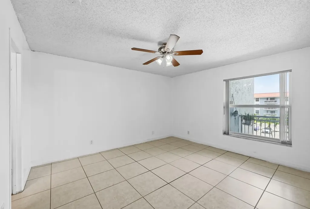 505 S Pine Island Road Plantation FL 33324
