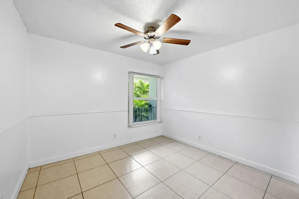 505 S Pine Island Road Plantation FL 33324