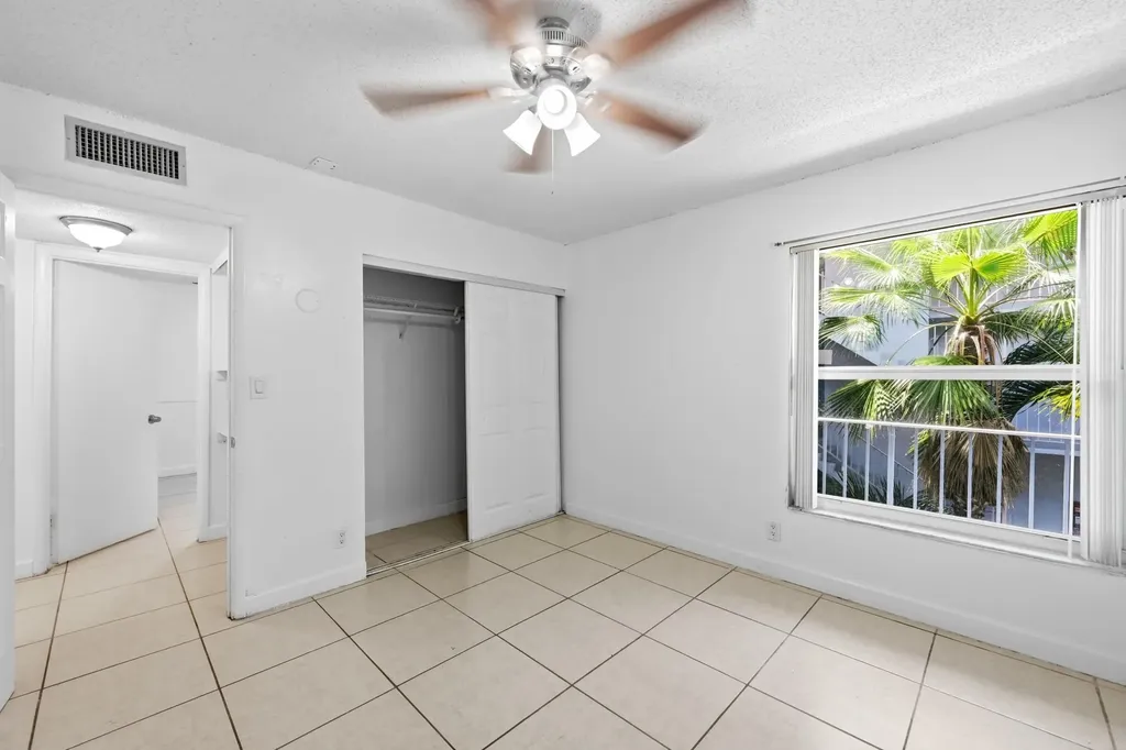 505 S Pine Island Road Plantation FL 33324