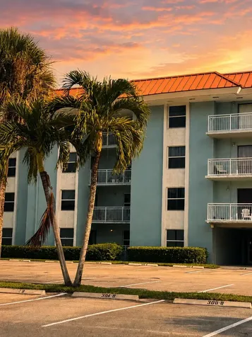 505 S Pine Island Road Plantation FL 33324