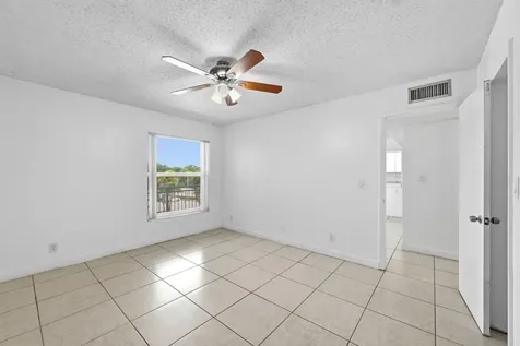 505 S Pine Island Road Plantation FL 33324