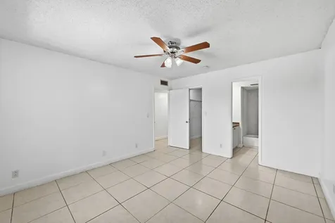 505 S Pine Island Road Plantation FL 33324