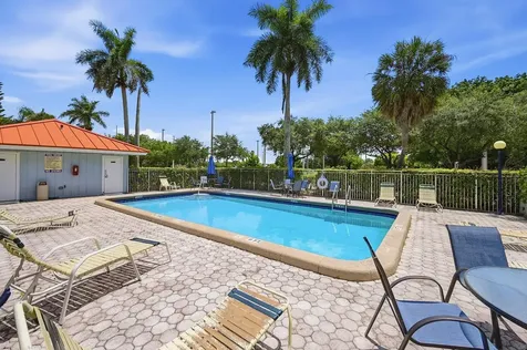 505 S Pine Island Road Plantation FL 33324