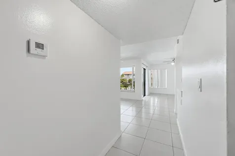 505 S Pine Island Road Plantation FL 33324