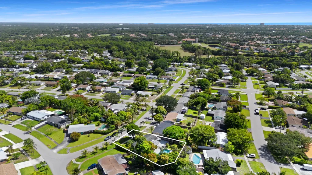 12104 Hillman Drive Palm Beach Gardens FL 33410