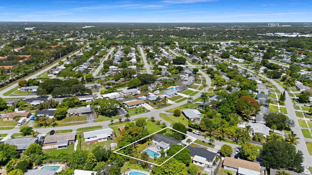12104 Hillman Drive Palm Beach Gardens FL 33410