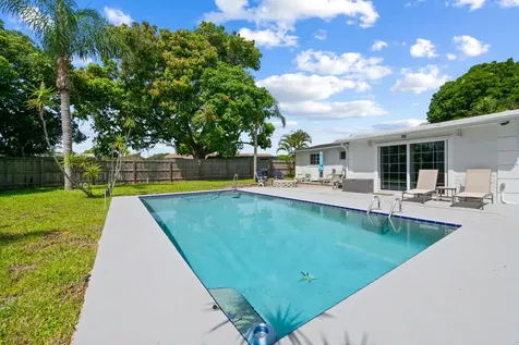 12104 Hillman Drive Palm Beach Gardens FL 33410
