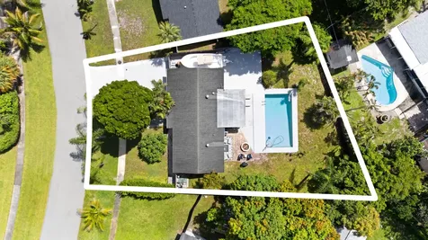 12104 Hillman Drive Palm Beach Gardens FL 33410