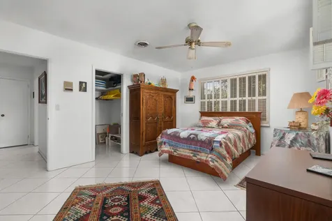 2625 NE 35th Street Fort Lauderdale FL 33306