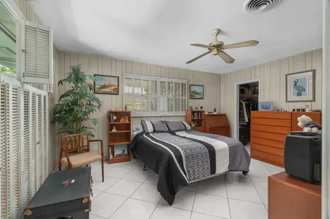 2625 NE 35th Street Fort Lauderdale FL 33306