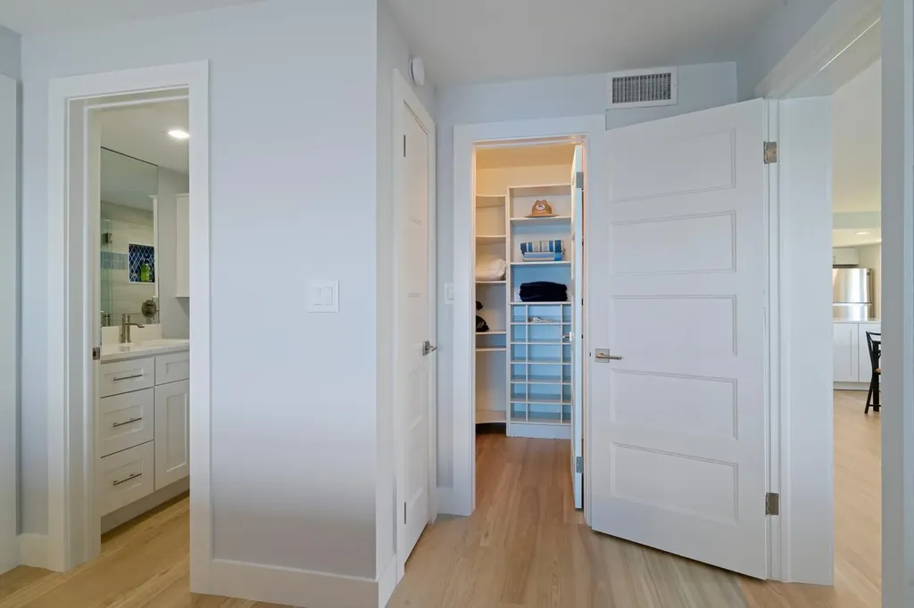 52 Yacht Club Drive North Palm Beach FL 33408