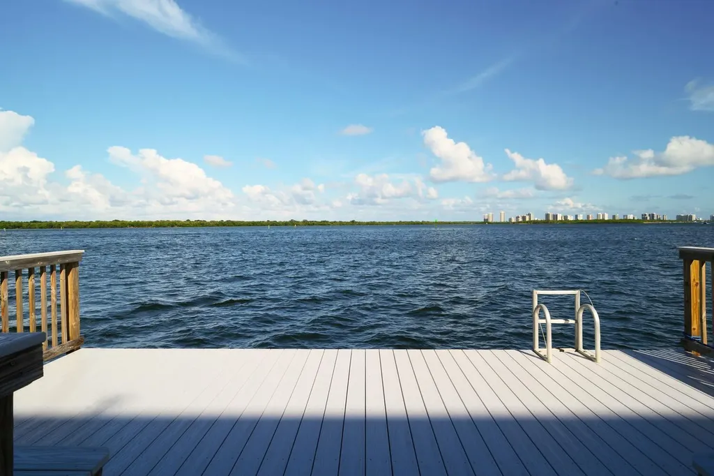 52 Yacht Club Drive North Palm Beach FL 33408