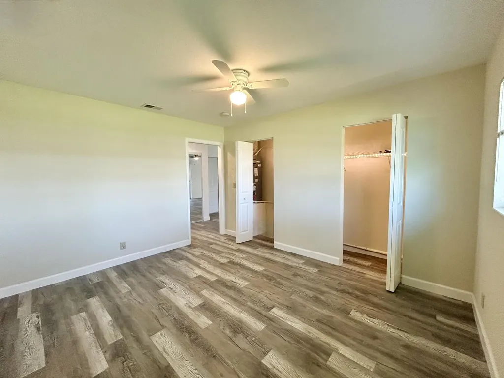 2844 Crosley Drive E West Palm Beach FL 33415