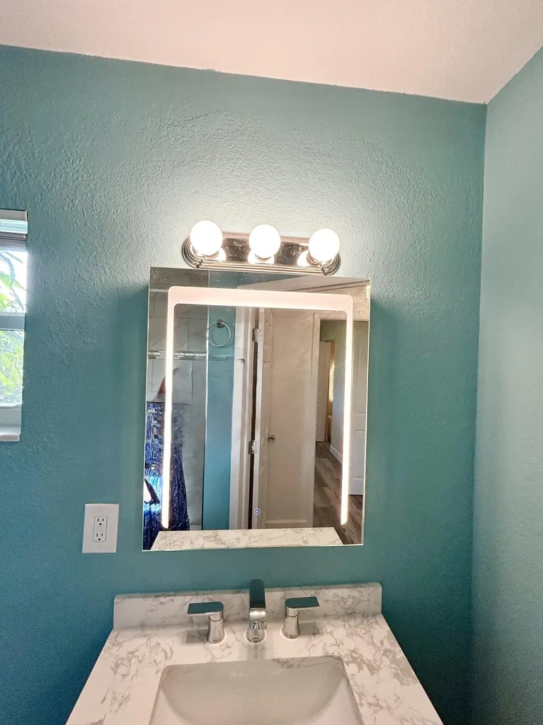 2844 Crosley Drive E West Palm Beach FL 33415