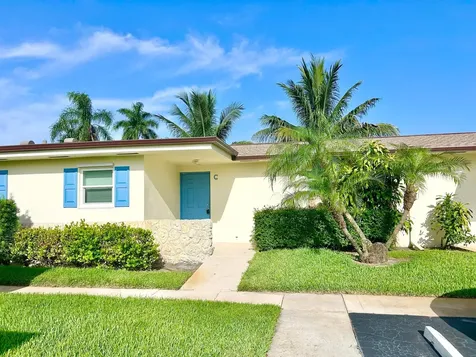 2844 Crosley Drive E West Palm Beach FL 33415