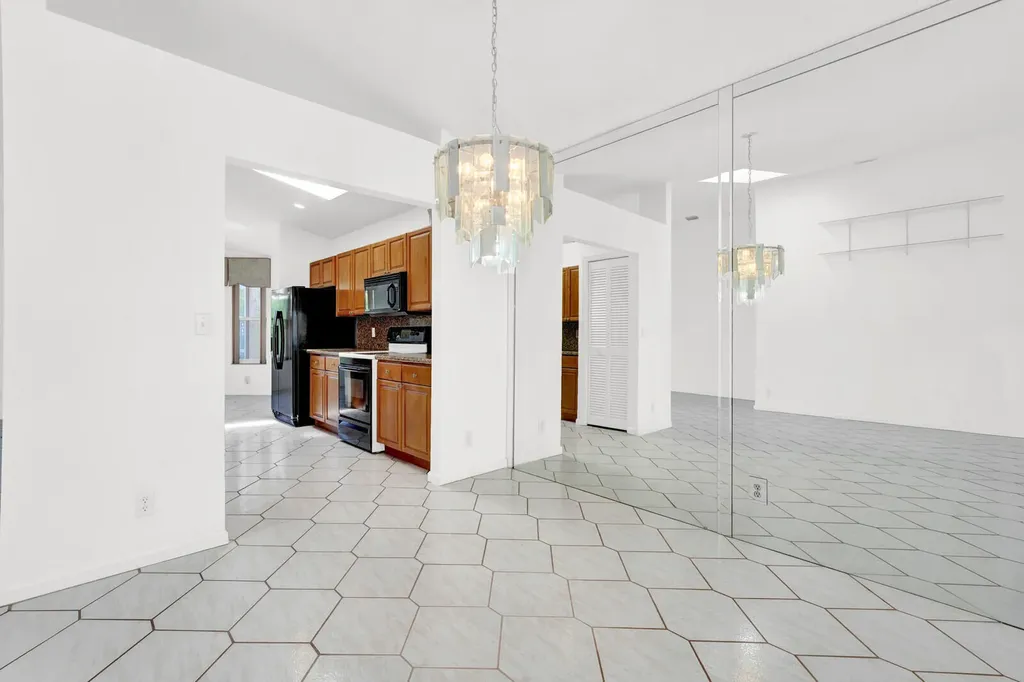 8799 Sonoma Lake Boulevard Boca Raton FL 33434