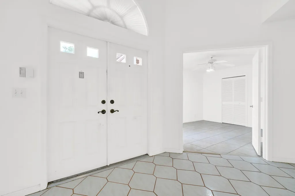 8799 Sonoma Lake Boulevard Boca Raton FL 33434