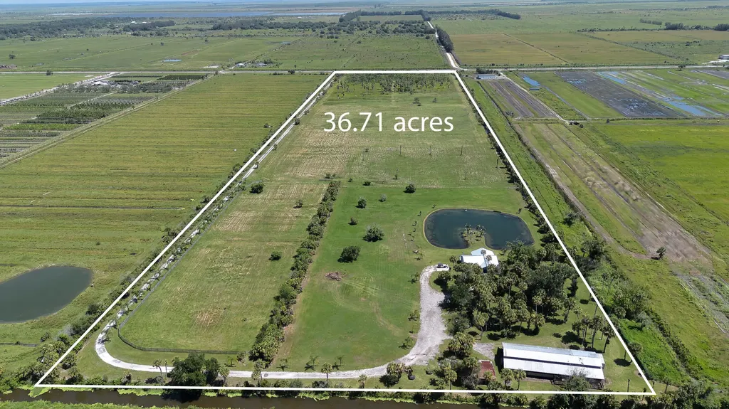 18601 Orange Avenue Fort Pierce FL 34945