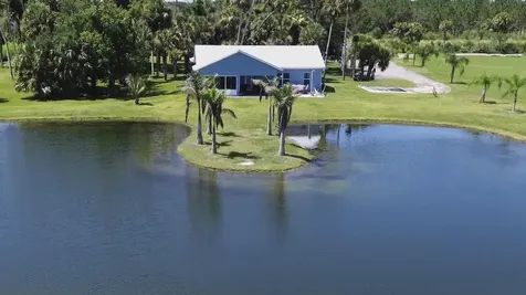 18601 Orange Avenue Fort Pierce FL 34945