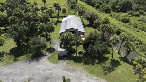 18601 Orange Avenue Fort Pierce FL 34945