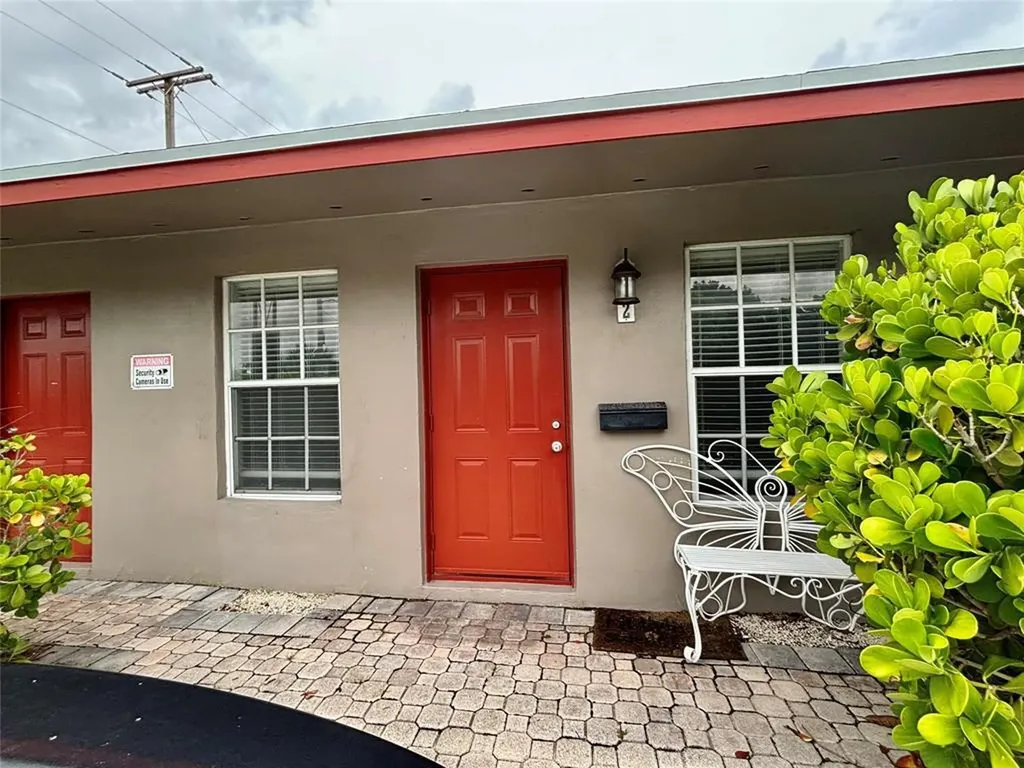 503 N J Street Lake Worth Beach FL 33460