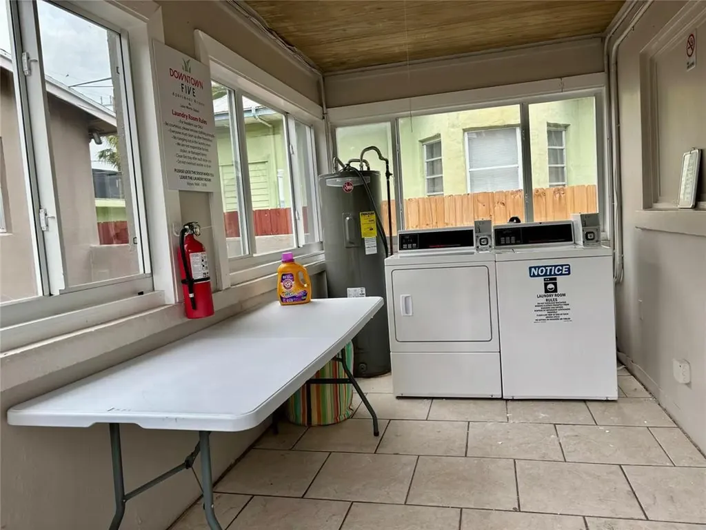 503 N J Street Lake Worth Beach FL 33460