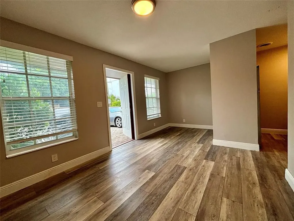 503 N J Street Lake Worth Beach FL 33460