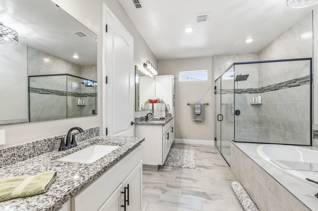 179 SW De Gouvea Terrace Port St Lucie FL 34984