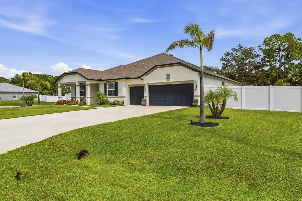 179 SW De Gouvea Terrace Port St Lucie FL 34984