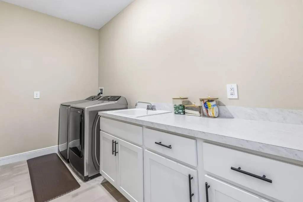 179 SW De Gouvea Terrace Port St Lucie FL 34984